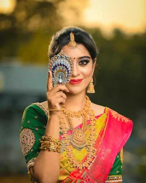Chic Green Gold Saree - Insta-Ready Look