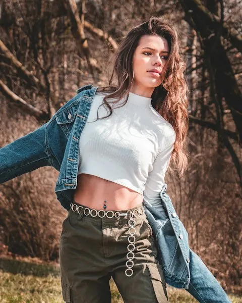 Elegant White Denim Jeans - Insta-Ready Look