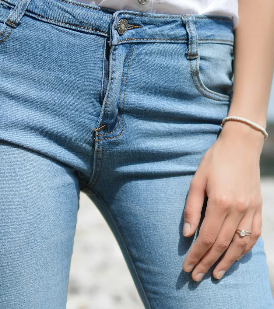 Classic White Rigid Denim Jeans - Your New Favourite