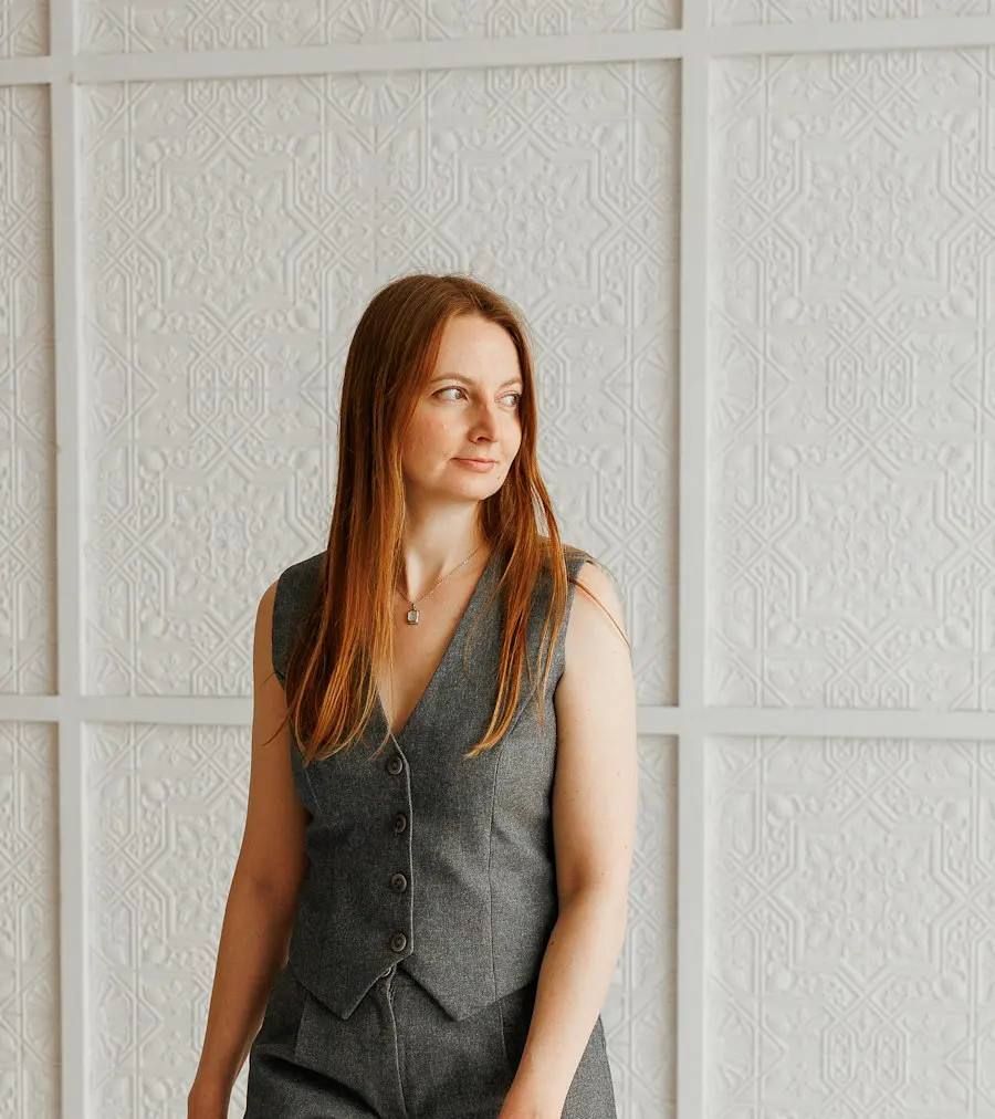 Graceful Grey Poly-Viscose Suit - Festive to Brunch Ready