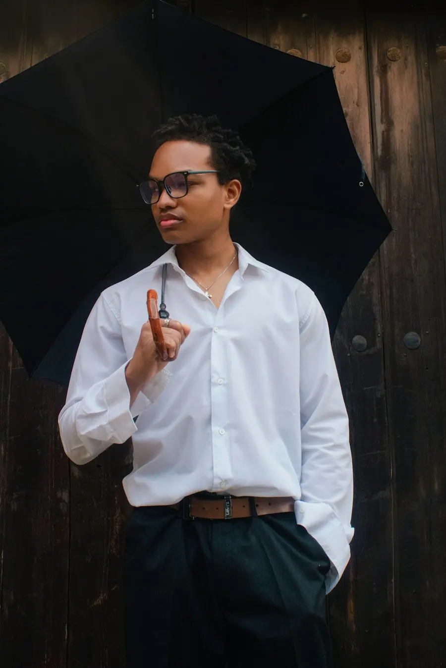 Modern White Poplin Shirt - Sharp, Easy Everyday Style