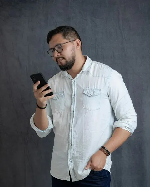 Urban White Linen Shirt - Built for Comfort