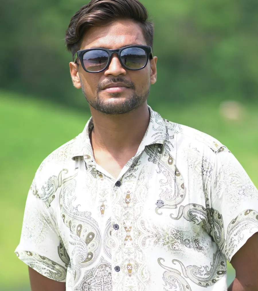 Rugged White Poplin Shirt - Standout Everyday Essential