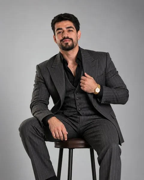 Urban Black Poly-Viscose Suit - Weekend to Workday