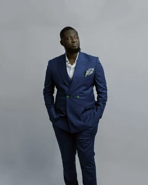 Urban Black Poly-Viscose Suit - Built for Comfort