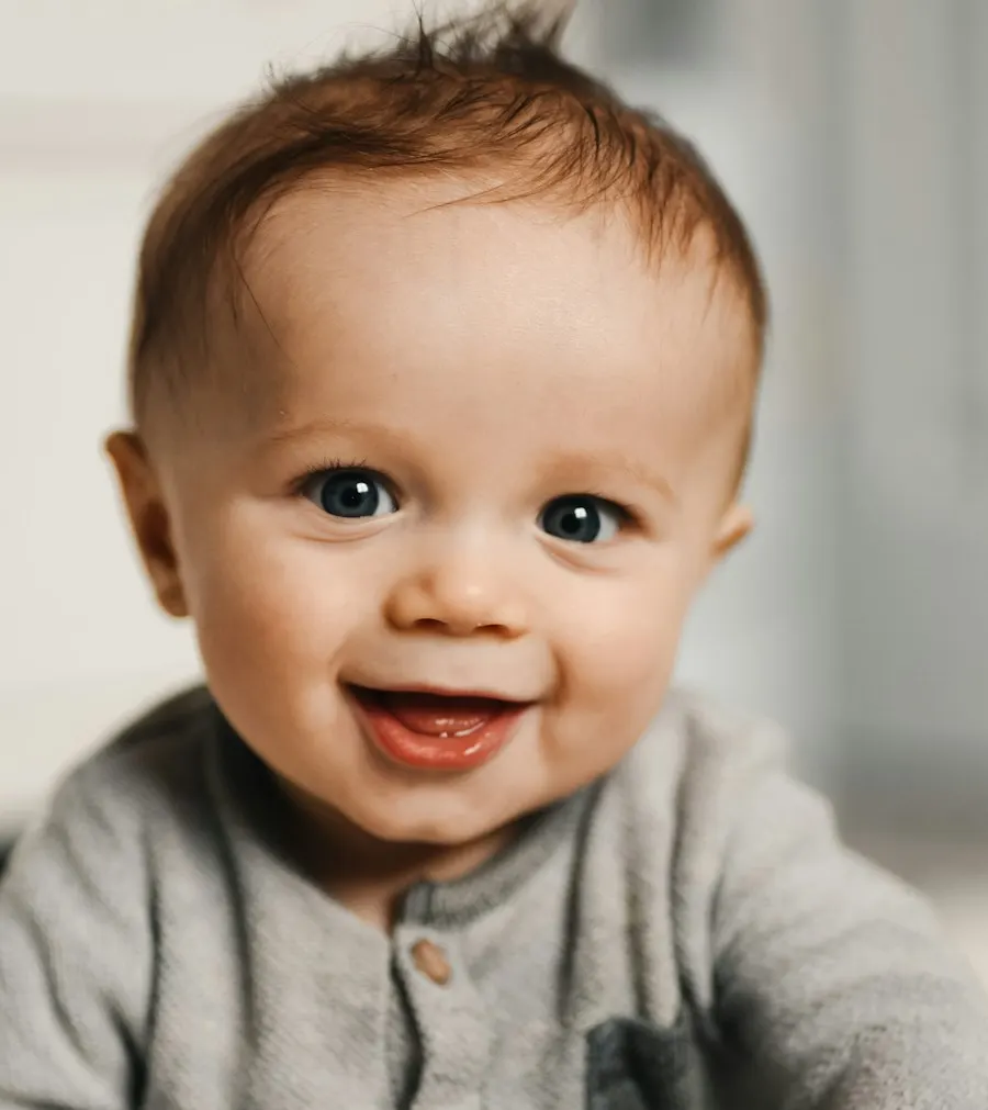 Cute White Romper - Easy Wear for Busy Kids