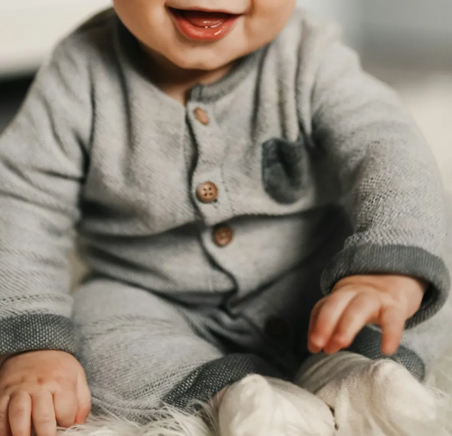 Cute White Romper - Easy Wear for Busy Kids