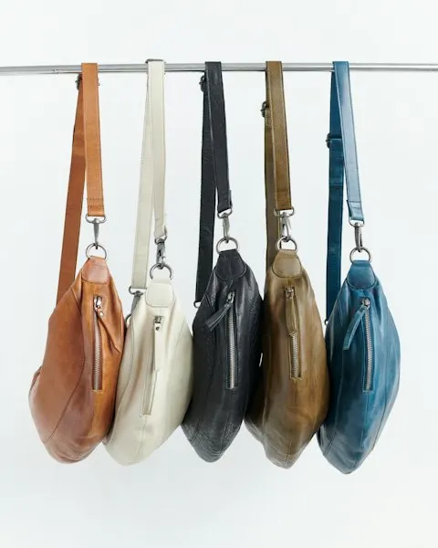 Modern Leather Bag - Soft, Flattering & Easy