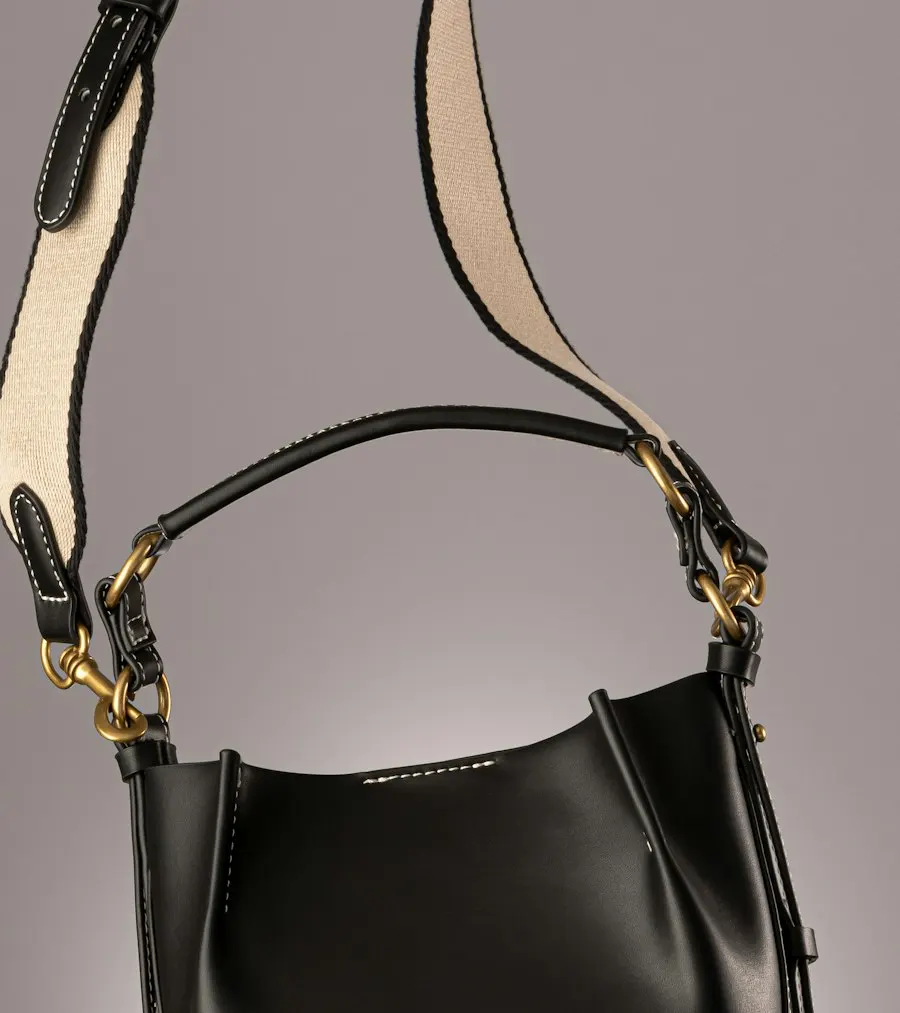 Trendy Black Vegan Leather Handbag - Insta-Ready Look
