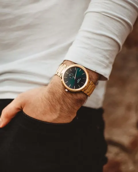 Iconic Gold Watch - Made for Daily Use