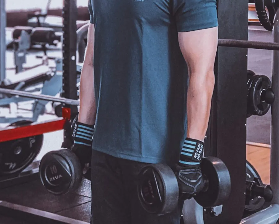 Modern Black Activewear Set - Clean Modern Fit