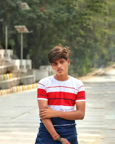 Striped White Denim T-Shirt - Photo-Perfect Moments