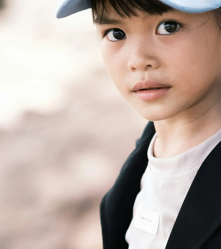 Comfy Black Polyester Jacket - Easy Wear for Busy Kids