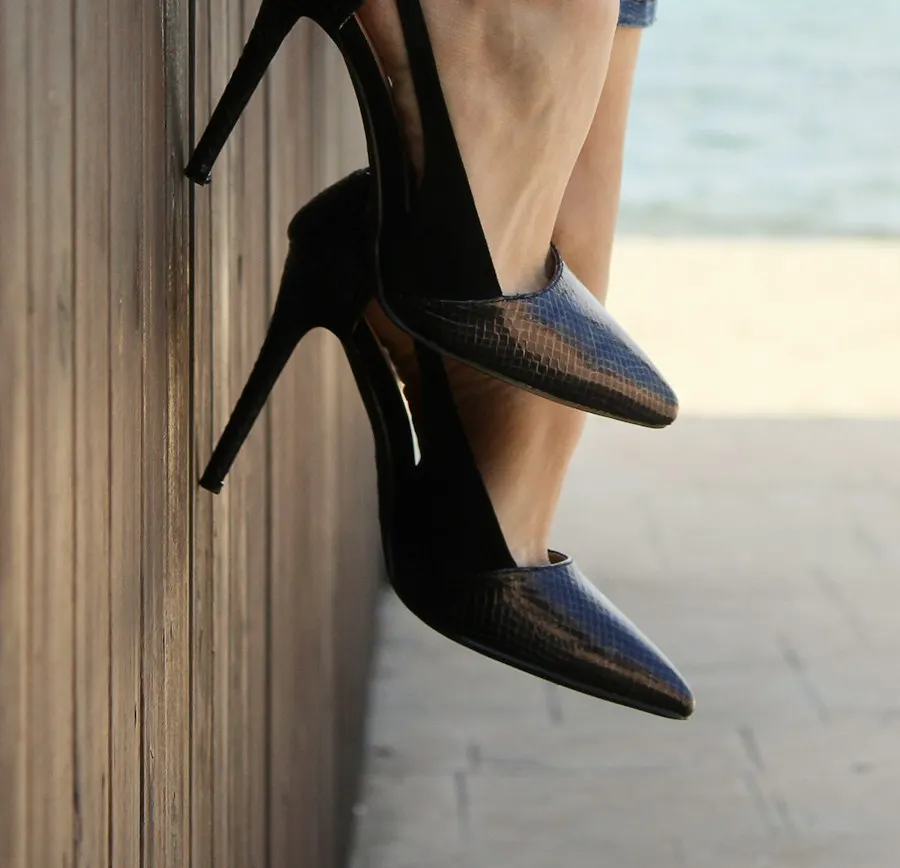 Trendy Black Denim Shoes - Soft, Flattering & Easy