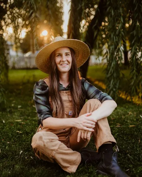 Plaid Brown Hat - Travel-Ready Favourite