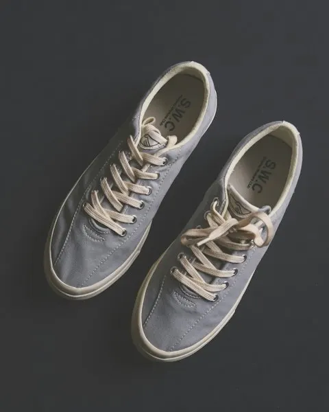 Signature Grey Mesh Sneakers - Style That Lasts