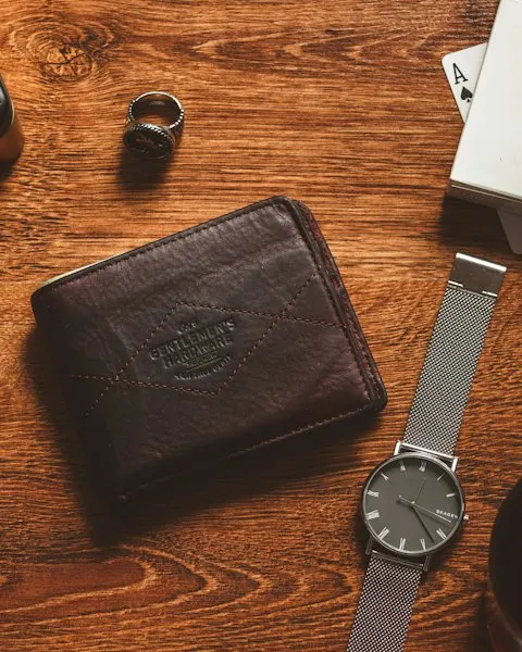 Modern Wallet - Sharp, Easy Everyday Style