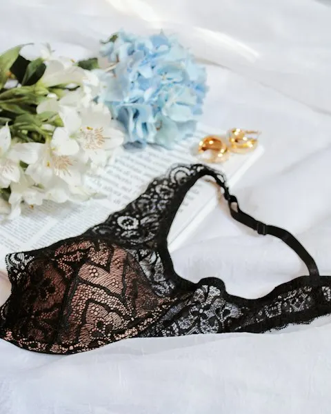 Floral Black Bra - Soft Support Everyday